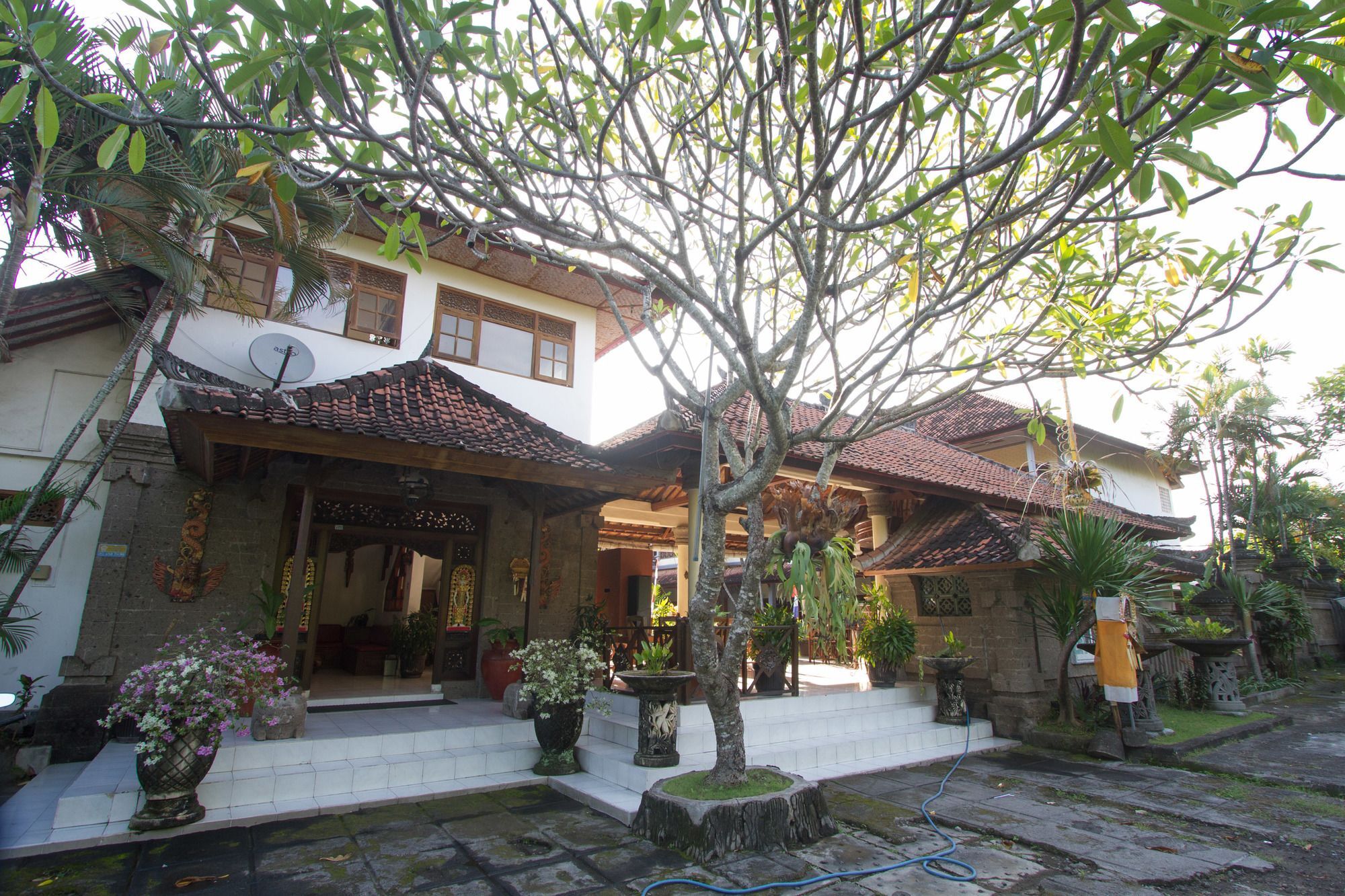 Hotel Bali Warma Denpasar Exterior foto